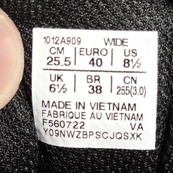 ASICS Women's Black and Pink Athletic Shoes - Picture 10 of 10